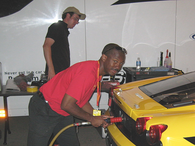 [Image: airdildog.jpg]