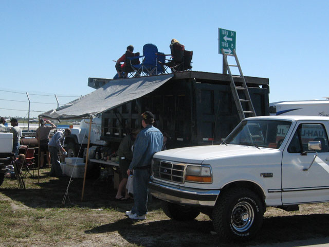 [Image: dumptruck.jpg]